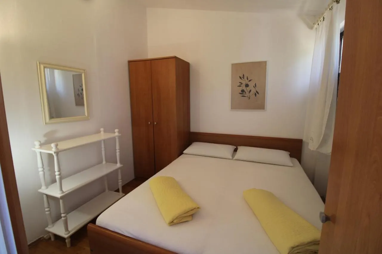 Appartement Apartmani Vinkuran Kroatië